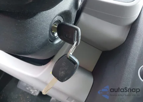 2014 Honda Pilot Lx z USA, uszkodzony, nr VIN 5FNYF4H23EB054660